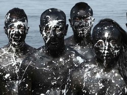 Grup Teater Kontemporer Asal Jepang Tutup Festival Teater Jakarta 2016