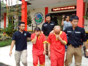 Selundupkan Sabu 26 Kg Pakai Lukisan Religius, WN Taiwan Ditangkap di Batam