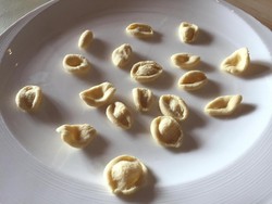 Serunya Belajar Bikin Pasta Orecchiette Dipandu Chef Marco