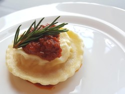 Ravioli di Carne yang Gurih Enak Jadi Resep Penutup Chef Marco