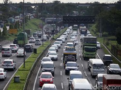 Arus Lalin Tol Cikampek ke Cipularang Kembali Dibuka