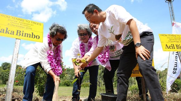 Bimbo Tanam Pohon di Lanskap Cagar Biosfer Riau