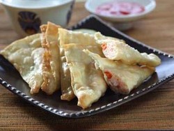 Belum Punya Camilan Enak? Yuk, Bikin Pangsit Goreng Isi Suun dan Sayur!