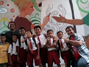 Eks Dolly Punya Kampung Batik dan Kisah Risma Sempat Tak Percaya Eks Dolly Punya Kampung Batik dan Kisah Risma Sempat Tak Percaya