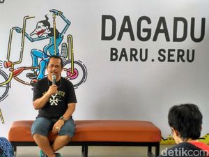 Ini Dia Pencipta Dagadu Djokdja, Merek Paling Ikonik dari Yogyakarta