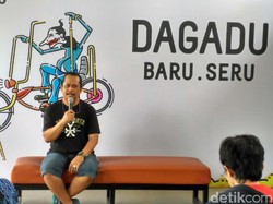 Ini Dia Pencipta Dagadu Djokdja, Merek Paling Ikonik dari Yogyakarta