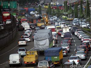 Lalin dari Jagorawi ke Puncak Padat Lalin dari Jagorawi ke Puncak Padat