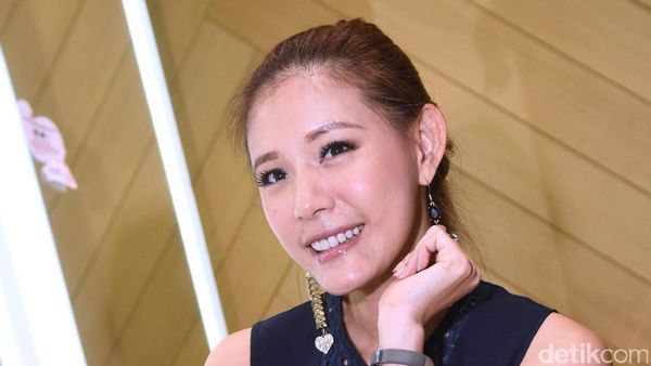 Masih Sendiri, Olga Lidya Santai