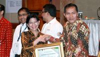 OJK Raih Penghargaan Sistem Pengendalian Gratifikasi