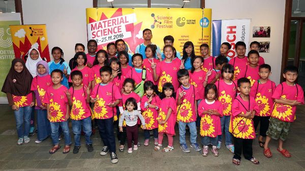 Tumbuhkan Kecintaan Anak-anak Terhadap IPTEK