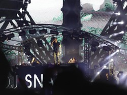 Pesta Pora Dini Hari Bersama DJ Snake