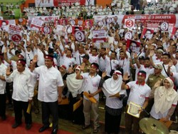 Kumpulkan Kader, Presiden PKS Optimistis Menangkan Anies-Sandiaga