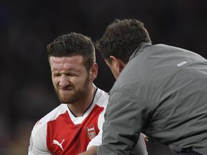Cedera Hamstring, Mustafi Absen Tiga Pekan