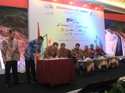 PLN Jawa Barat Teken MoU Pembelian Listrik dari Pembangkit Mikro Hidro di Garut