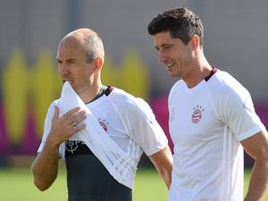 Lewandowski dan Robben Selangkah Menuju Kontrak Baru