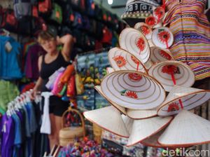 Menikmati Hanoi Dari Sisi Yang Berbeda