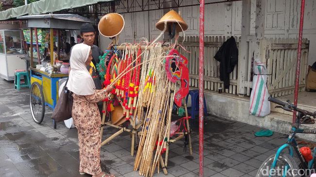 Keraton Yogyakarta Gelar Grebeg Maulud, Warga Rela 