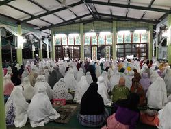 Doa Penutup Majelis dan Adabnya yang Harus Diperhatikan