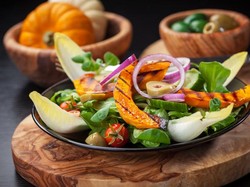 Mengenal Flexitarian, Diet Semi-Vegetarian yang Tetap Bisa Makan Daging