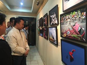 Menpora Buka Pameran Fotografi Olahraga di TIM