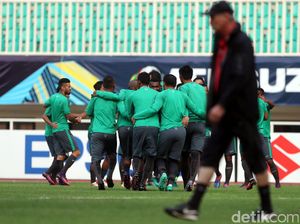 Survei: 56% Publik Jakarta Yakin Indonesia Bisa Juara Piala AFF