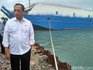 Menhub Ingin Penyebaran Logistik di Indonesia Gunakan Kapal Roro