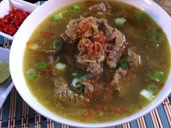 Soto Betawi dan Soto Daging yang Hangat Bisa Jadi Santapan Enak Malam Ini