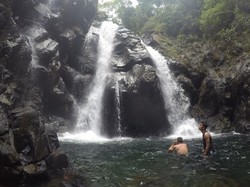 Segarnya Air Terjun Kopea yang Tersembunyi di Sultra