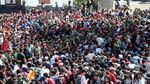 Ribuan Orang Mengantre Tiket Final Piala AFF