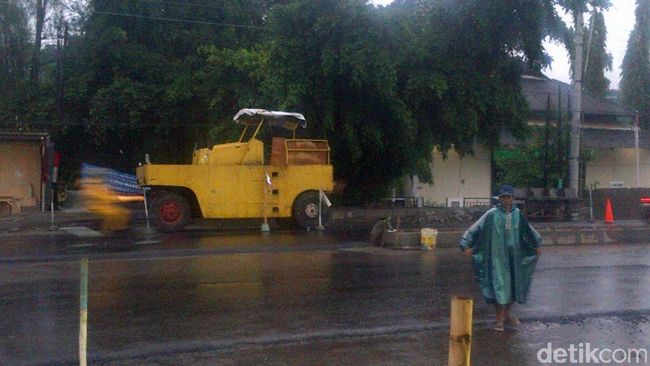 Pelajar di Semarang Tewas Terlindas Alat Berat 