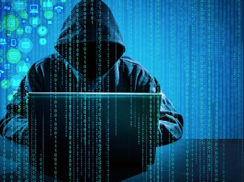 Mereka Kaya Berkat Berita Palsu