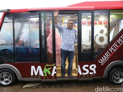 Wali Kota Makassar Luncurkan Angkot Pete-pete Smart