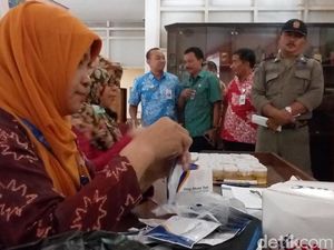 Pejabat Pemkab Mojokerto Dites Urine, 3 Orang Terindikasi Konsumsi Obat Penenang