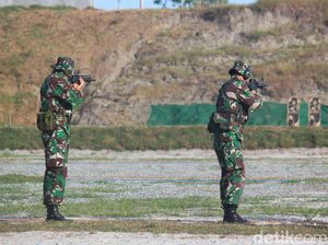 Untuk Kedua Belas Kalinya, TNI AD Sabet Juara Umum Lomba Tembak AARM