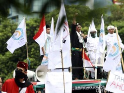 Ahok Menangis Saat Sidang, Massa FUI: Itu Air Mata Buaya