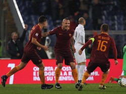 Radja Nainggolan Antarkan Roma Tekuk Milan