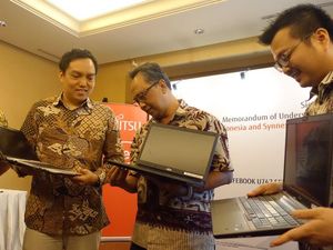 Fujitsu Nyemplung ke Pasar Laptop Consumer