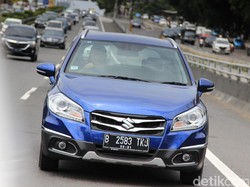 Menguji Suzuki SX4 S-Cross di Jalanan Ibu Kota