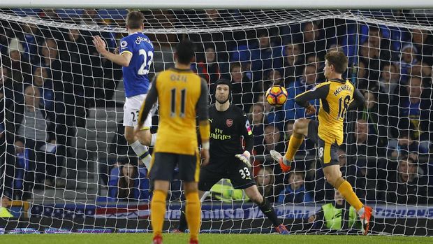 Arsenal Tumbang di Kandang Everton