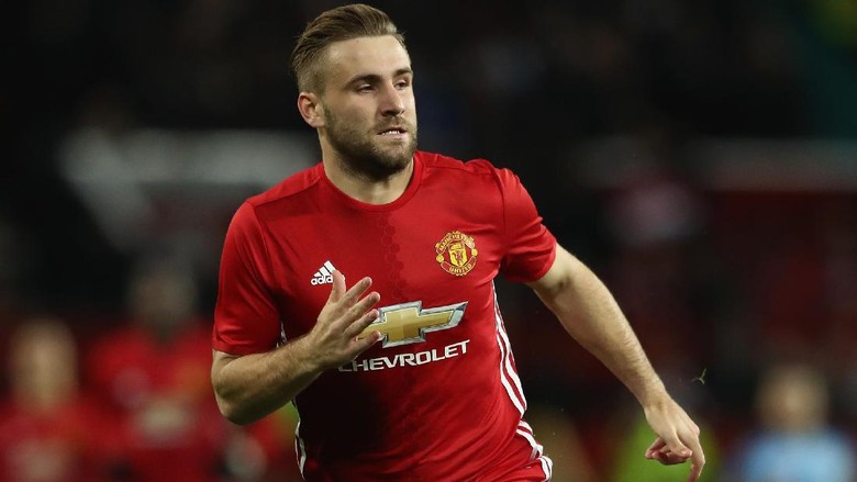 Luke Shaw Dikabarkan Cedera Ligamen, Bisa Absen Panjang