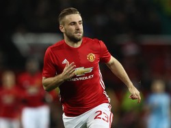 Mourinho: Meningkatlah, Luke Shaw!