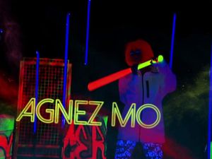 Agnez MO Buka Rangkaian Transmedia 15 You dengan Atraktif