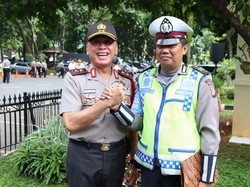 Kapolda Beri Penghargaan ke Aiptu Sutisna yang Dicakar Pegawai MA