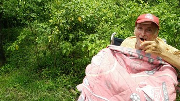 Paul Cumming, dari Lapangan Hijau ke Kebun Cabai Paul Cumming, dari Lapangan Hijau ke Kebun Cabai