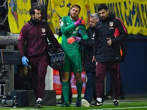 Oblak Akan Jalani Operasi Bahu