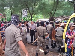 Bangunan Liar di Kawasan Gumuk Pasir Parangtritis Digusur