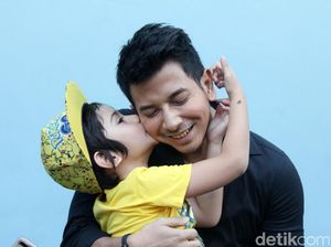 Putra Fairuz Lengket Banget sama Sonny Septian