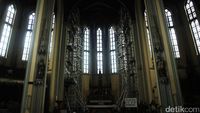 Katedral Berbenah Jelang Natal