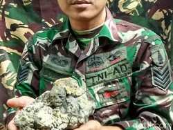 Gunung Bromo Masih Waspada, Bola Api Sempat Terlontar dari Kawah