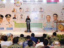 Gubernur Soekarwo Minta HIPMI Peduli Pengusaha UMKM